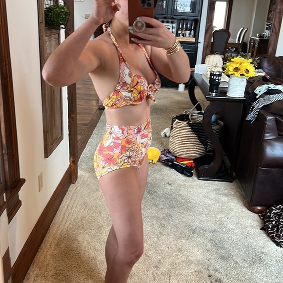 Retro Print High Rise Bikini - Picture 2 of 4